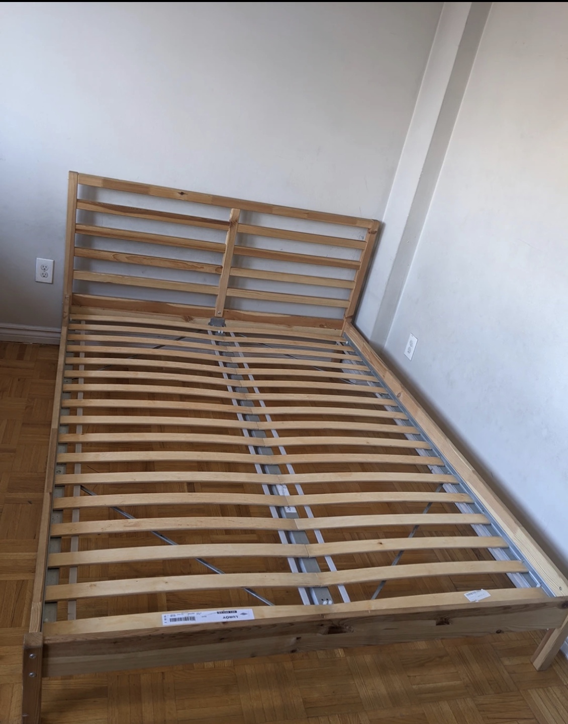 TARVA
Bed frame, pine/LuröyQueen