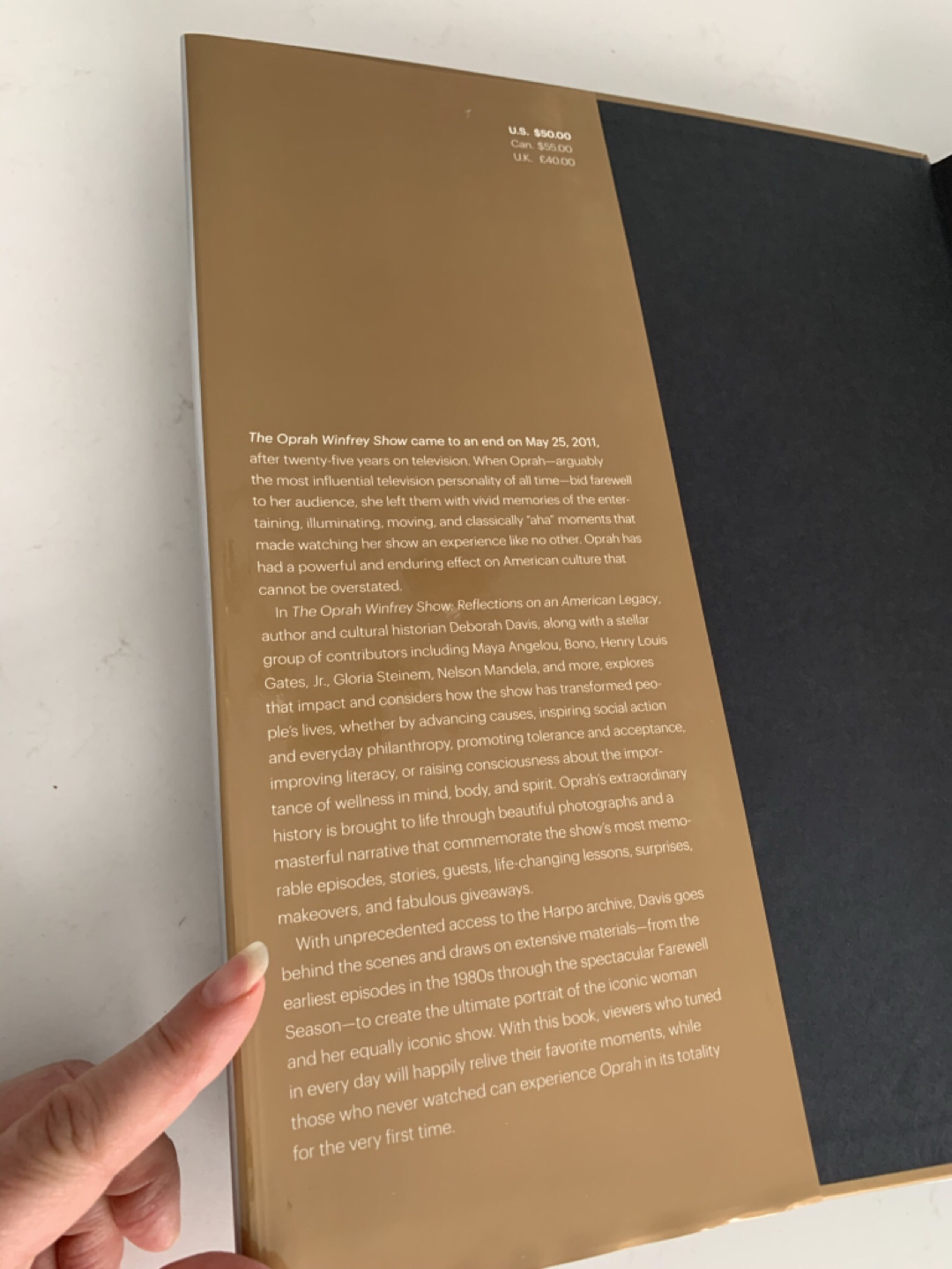 Oprah Winfrey Coffee table hard cover book image indicator(5)