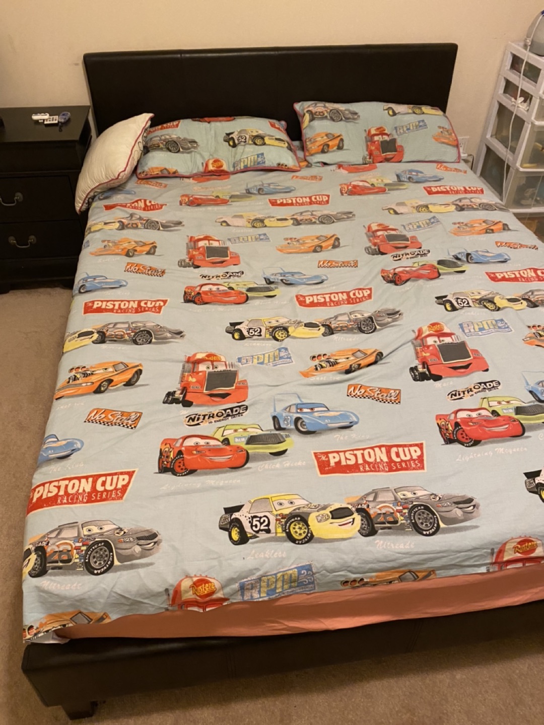 Queen bed with mattress