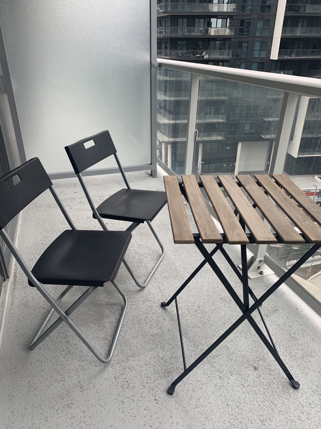 Patio table and chair  - photo 4