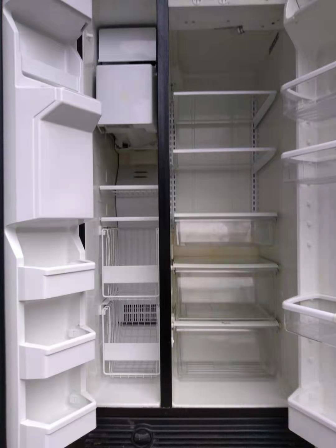 Whirlpool Fridge - photo 2