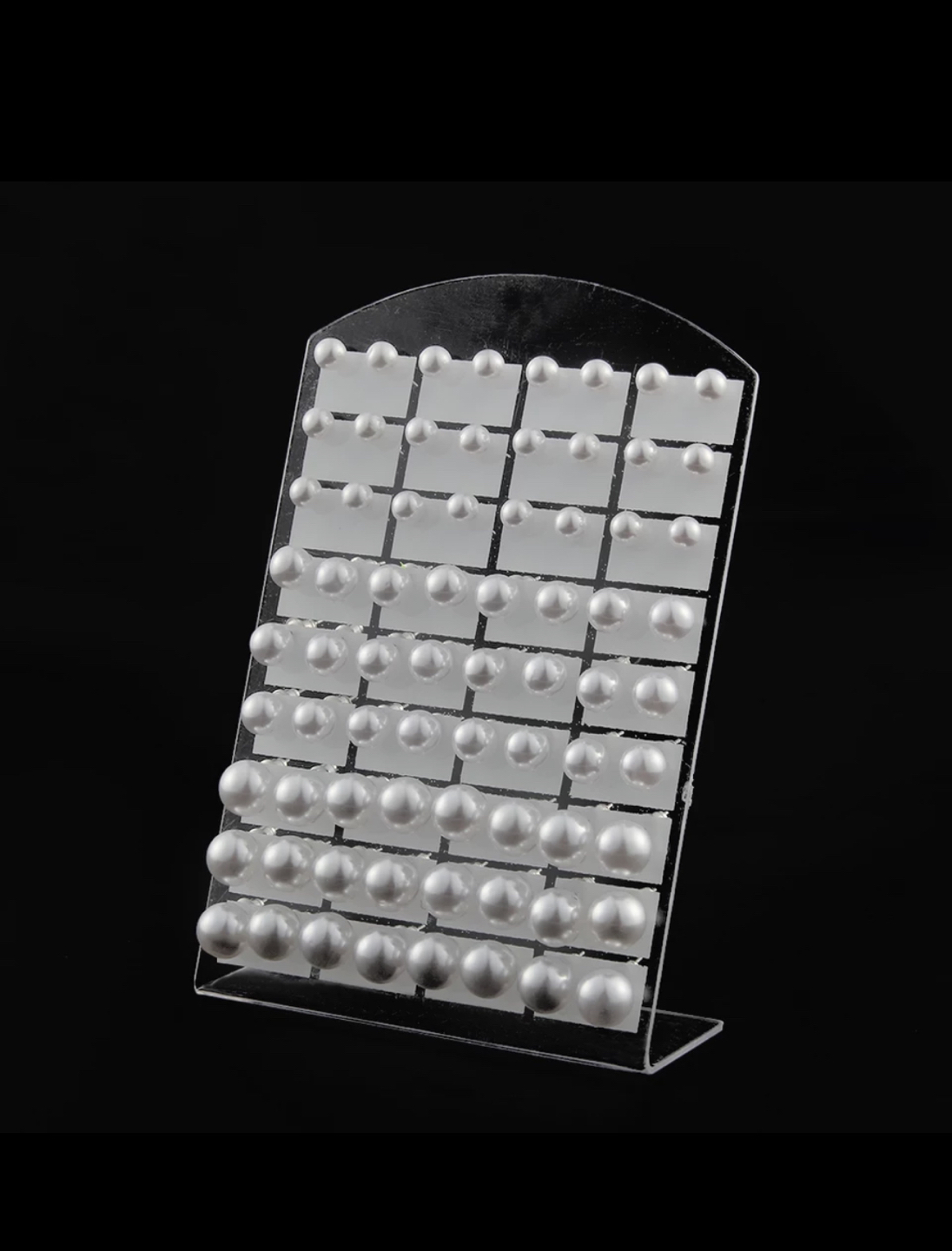 Beautiful pearls earrings  thumbnail
