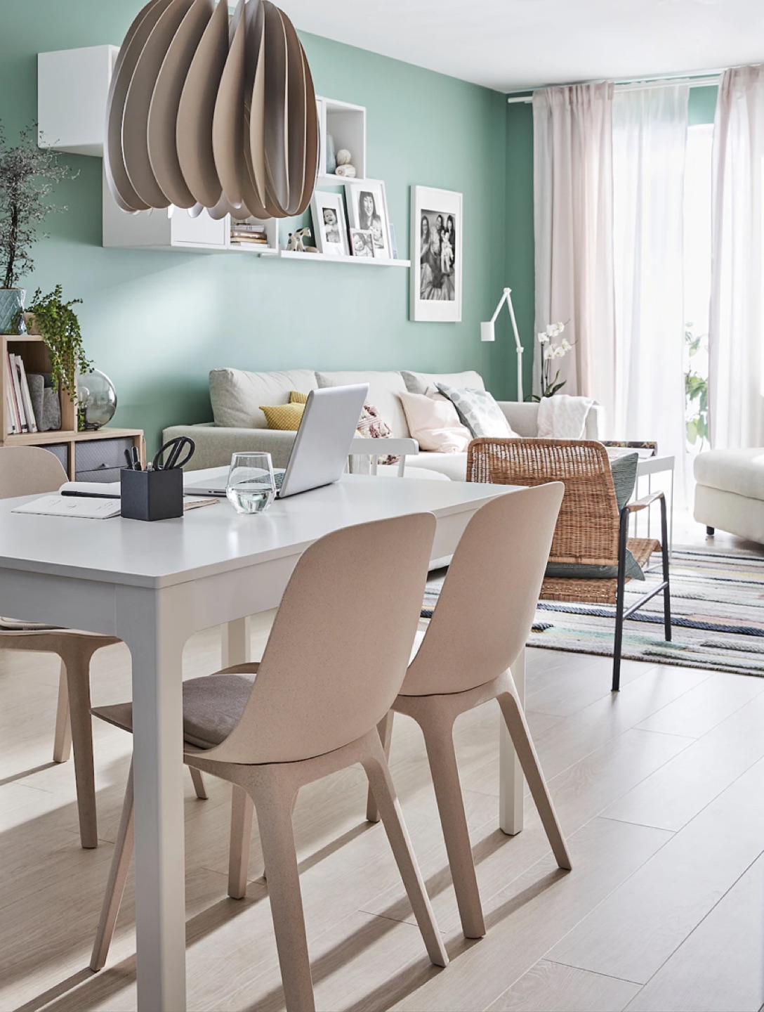 Ekedalen Extendable Table - photo 2