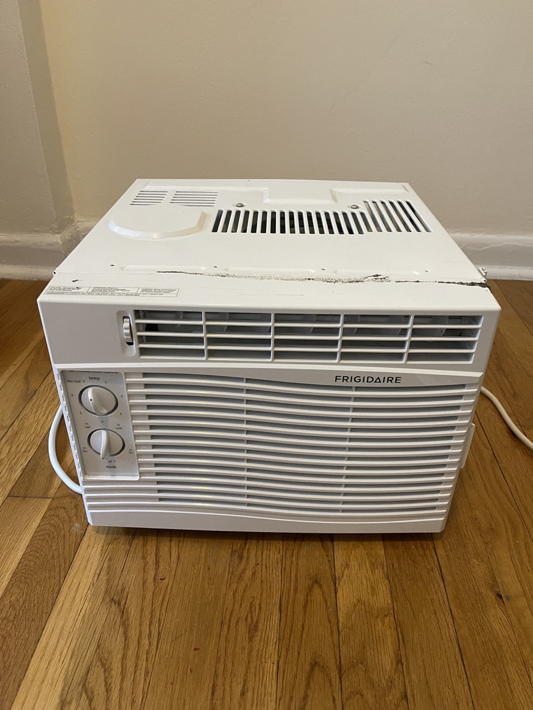Frigidaire Air Conditioner - photo 2