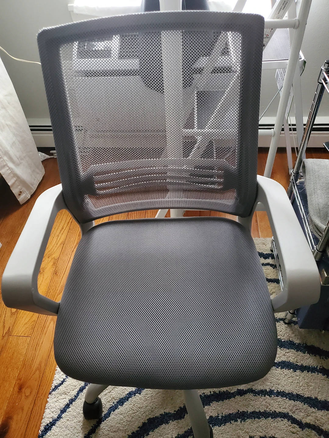 Ergonomic office chair