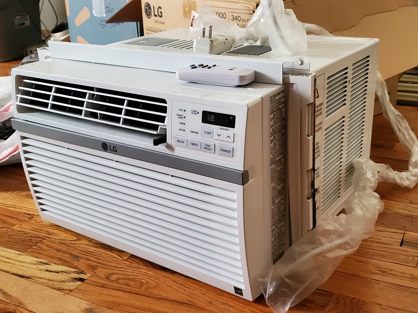 LG 8000 BTU Air Conditioner