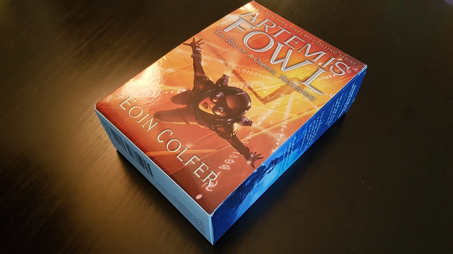 THE NEW YORK TIMES BEST SELLING SERIES  ARTEMIS FOWL image indicator(3)