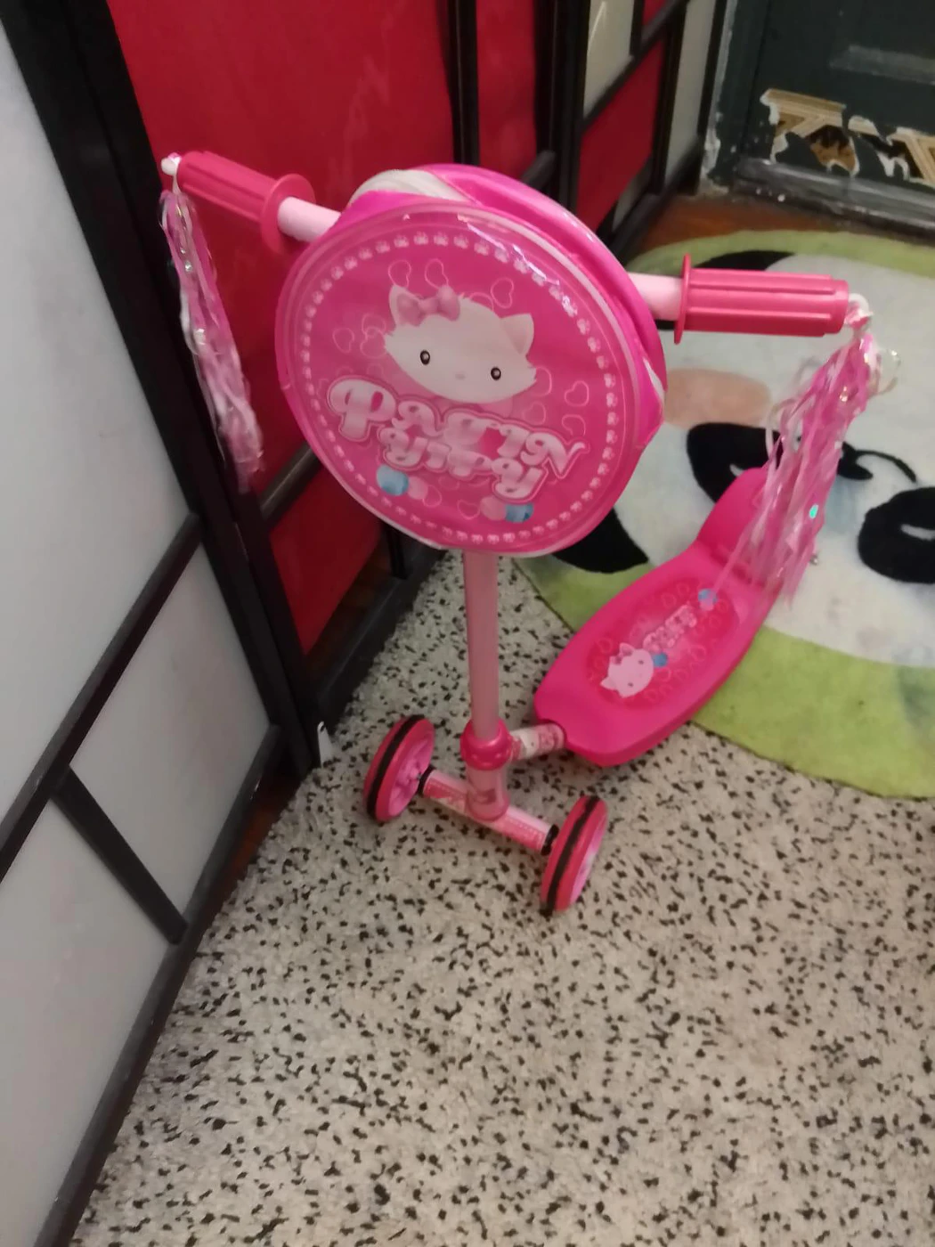 Hello kitty scooter plus, Hello Kitty go cart. - photo 4