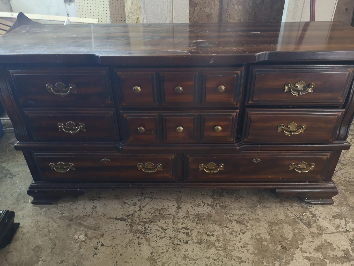 DRESSERS - photo 2