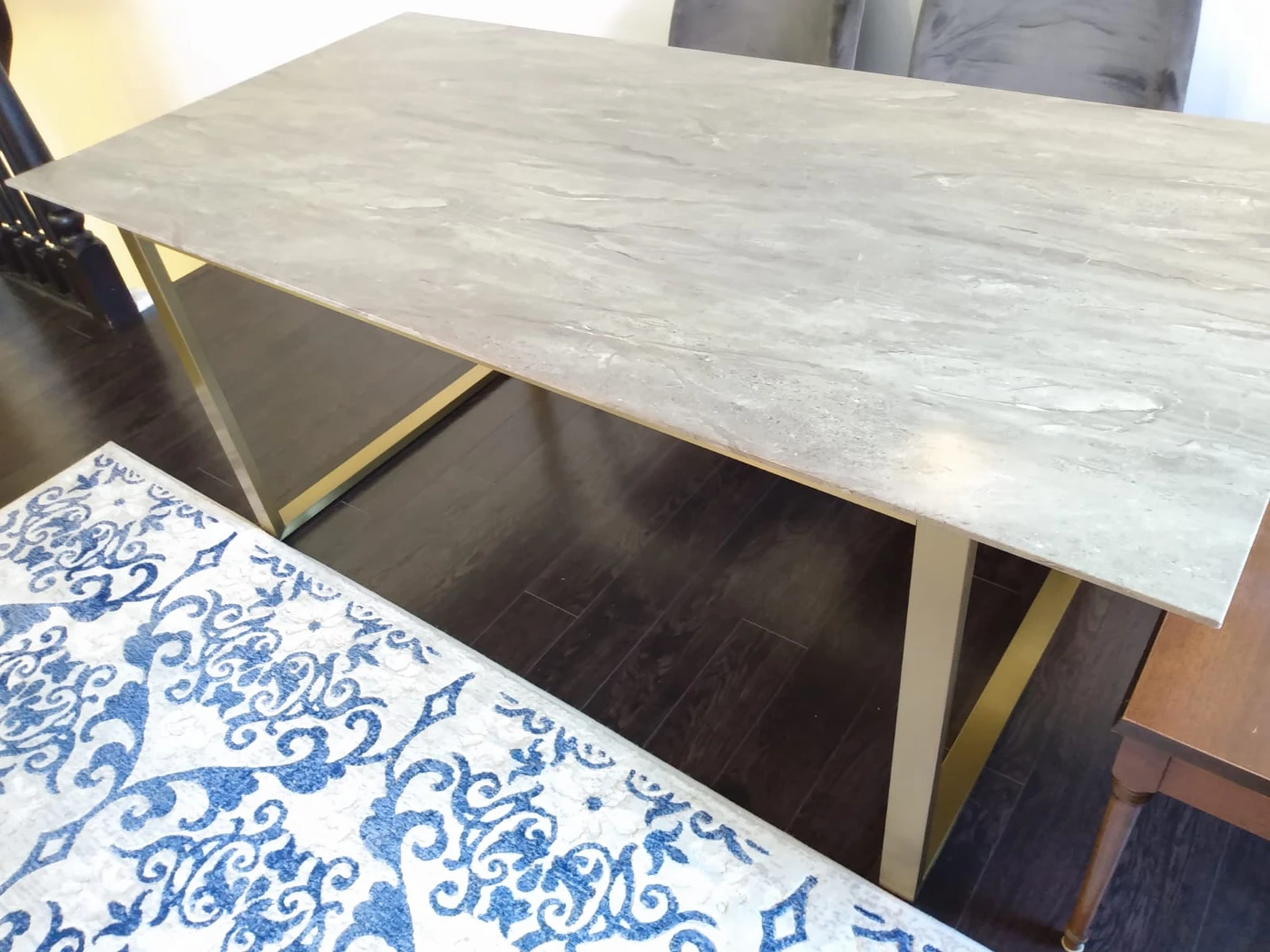 Karl Dinning Table - photo 2