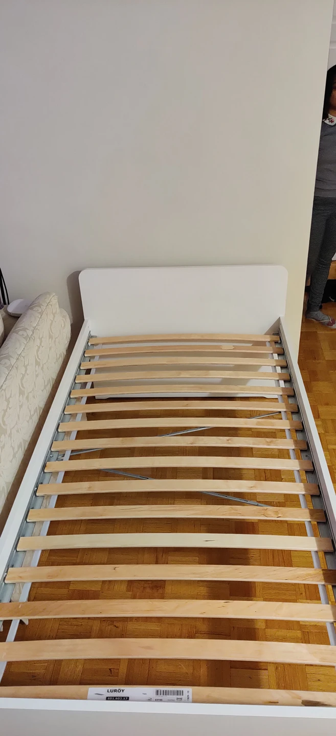 Single bed frame with second pullout frame