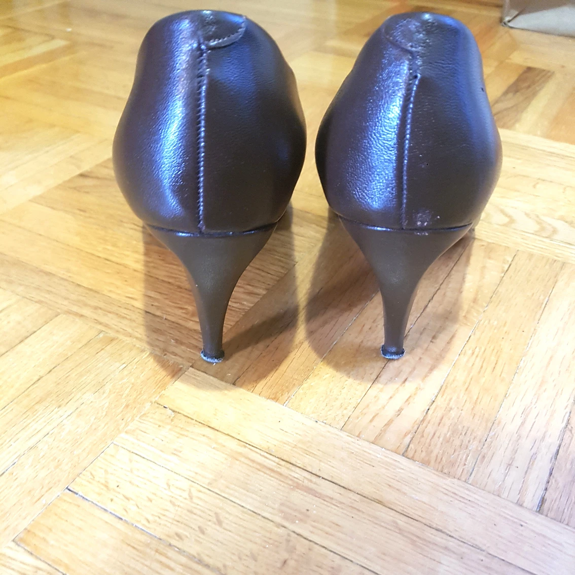 Dark Brown Leather Heels pumps shoes - photo 2