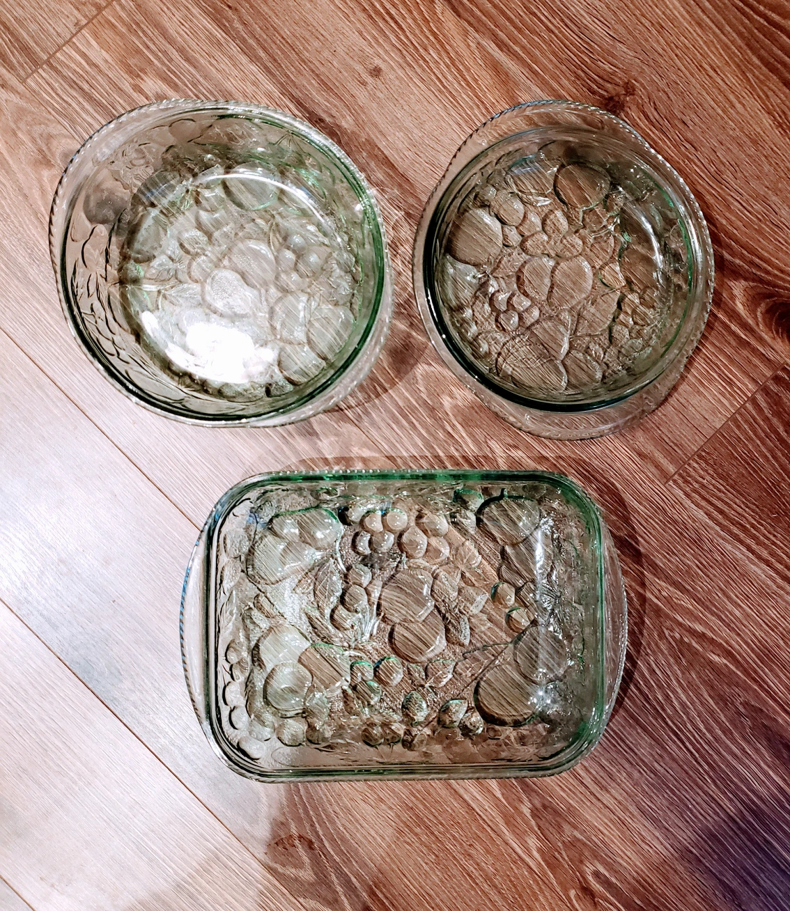Oven-proof glass bakeware thumbnail