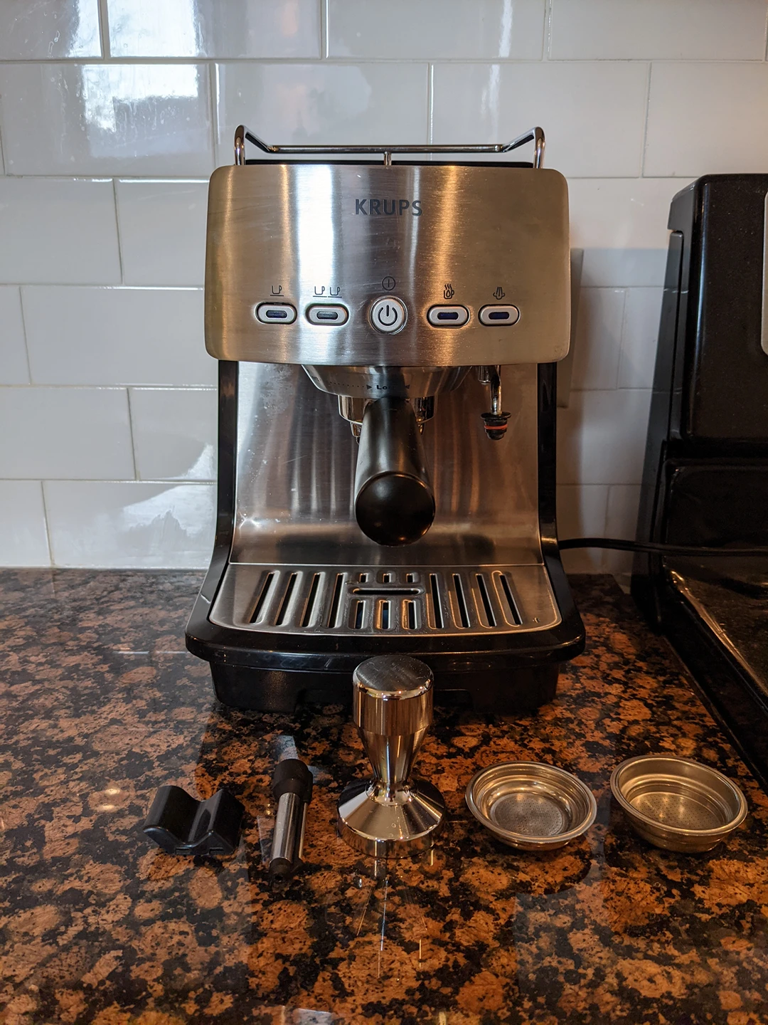 Krups XP4050 Espresso Machine LIKE NEW thumbnail