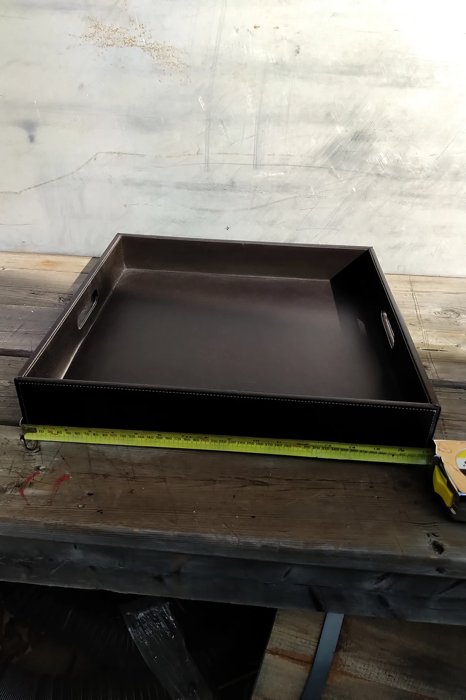 17" Tray - looks like leather - photo 3