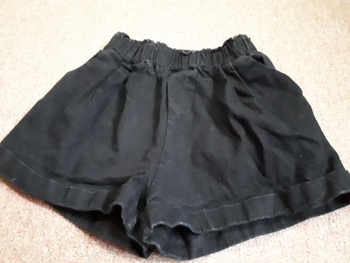 shorts - photo 2