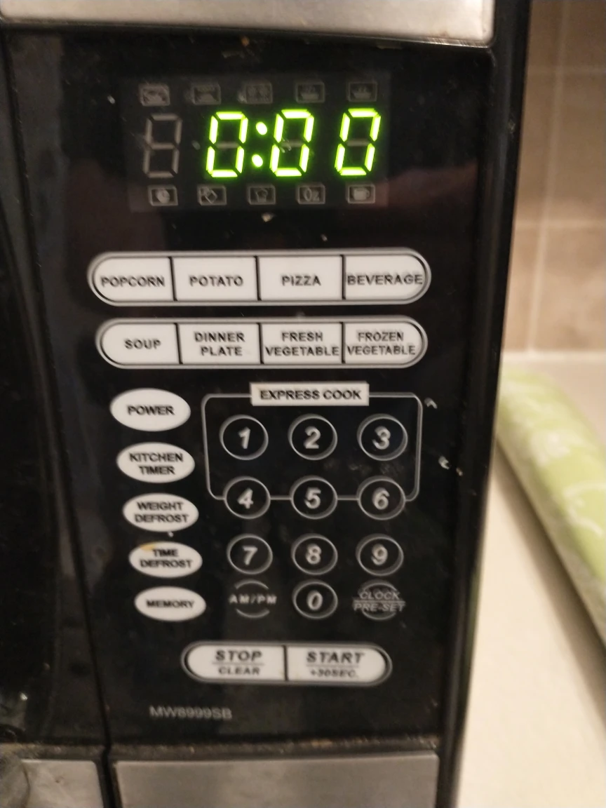 Microwave - photo 2