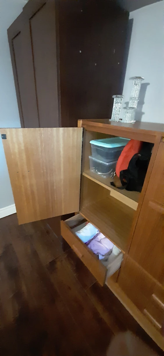 wardrobe - photo 2