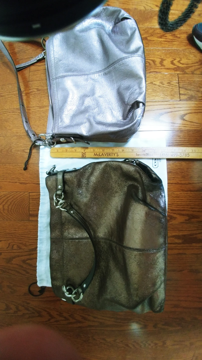 make offer. both- 2 COACH purses. authentic. thumbnail