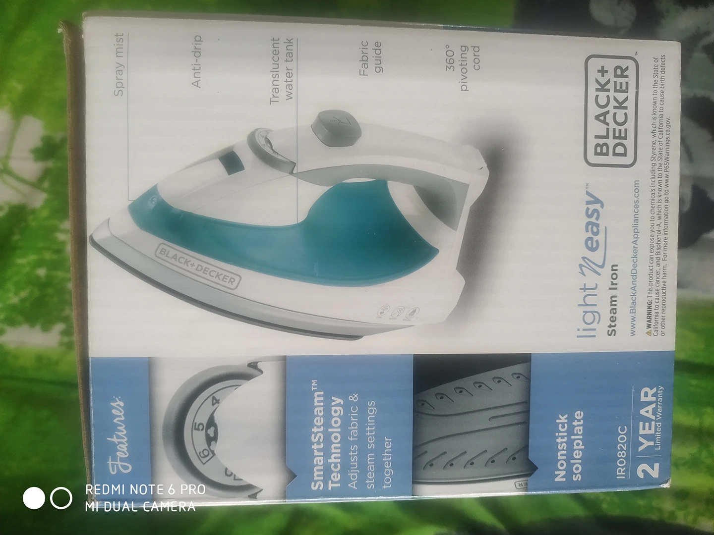 Black & Decker Light 'N Easy iron - photo 3
