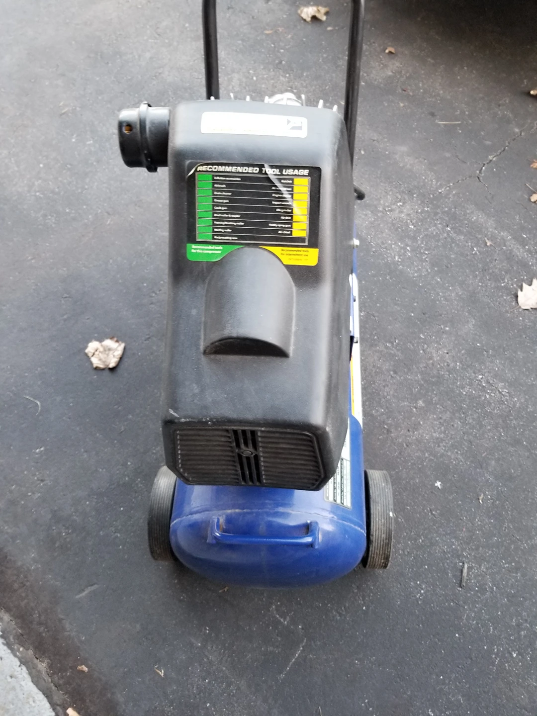 portable air compressor 8 gallon image indicator(3)