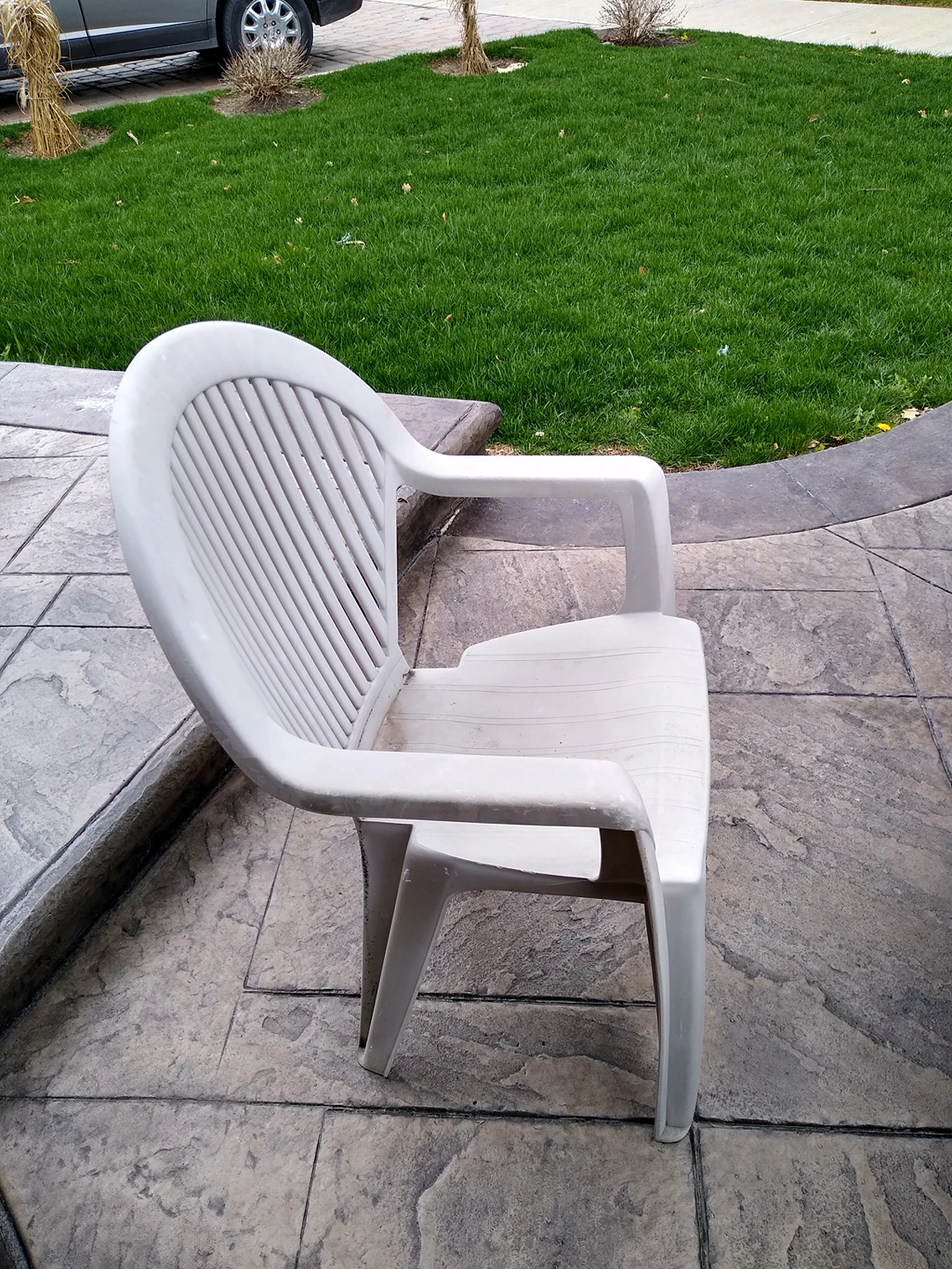 6  Patio Chairs - photo 2