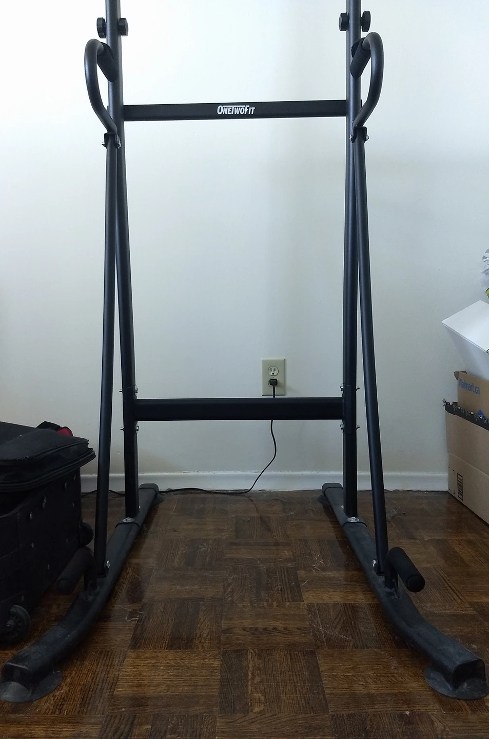 pull up bar/tower - photo 2