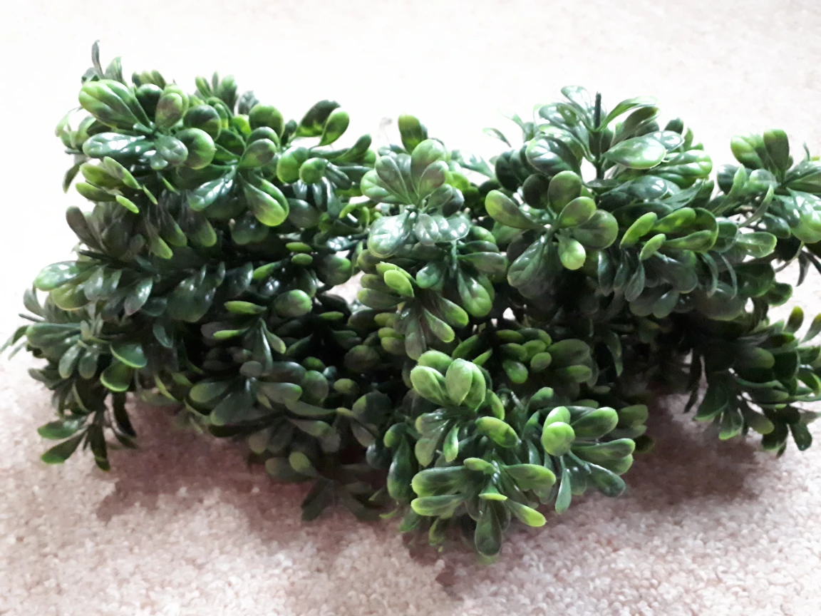 plastic green leaf