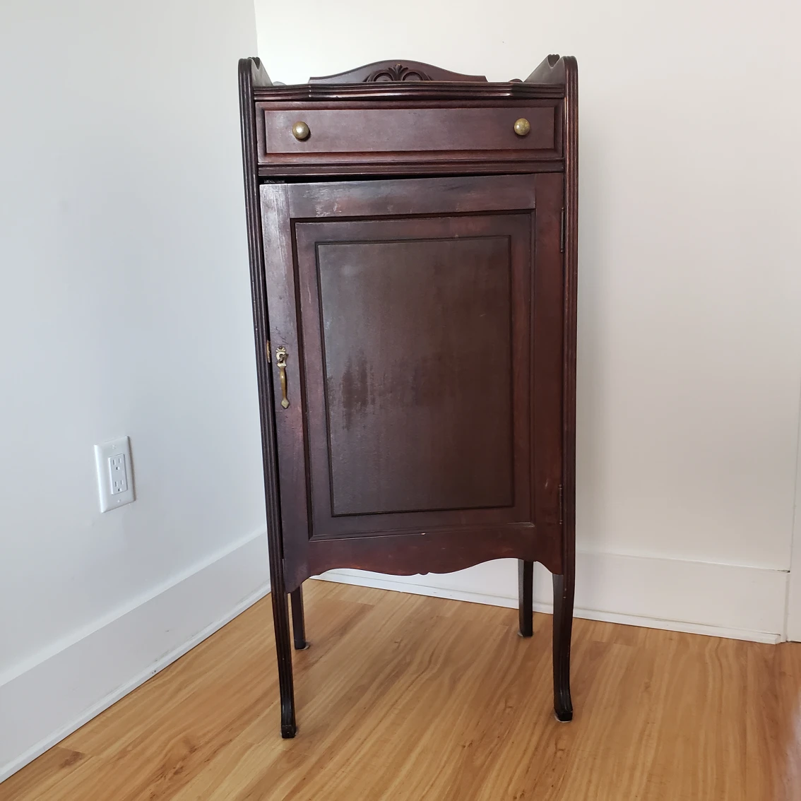antique record cabinet - photo 2