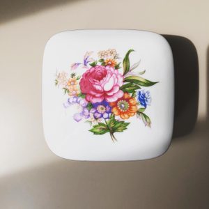 Vintage Music Jewelry Box ๐ถ๐ผ๐ถ๐ต