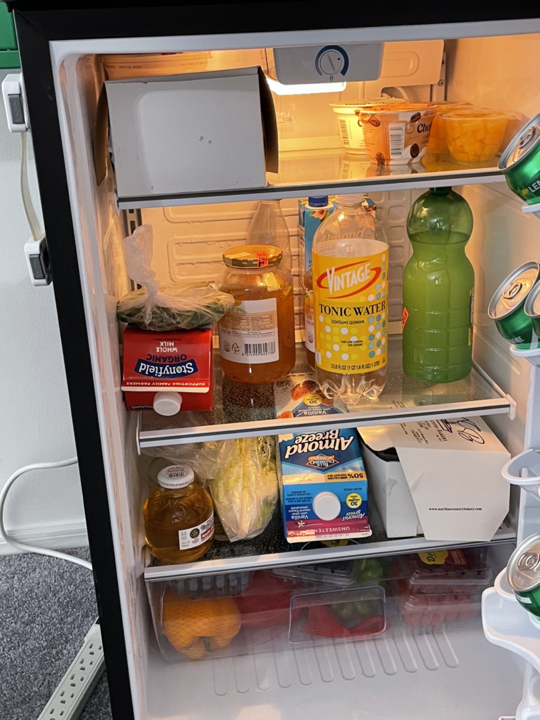 Mini refrigerator  - photo 3