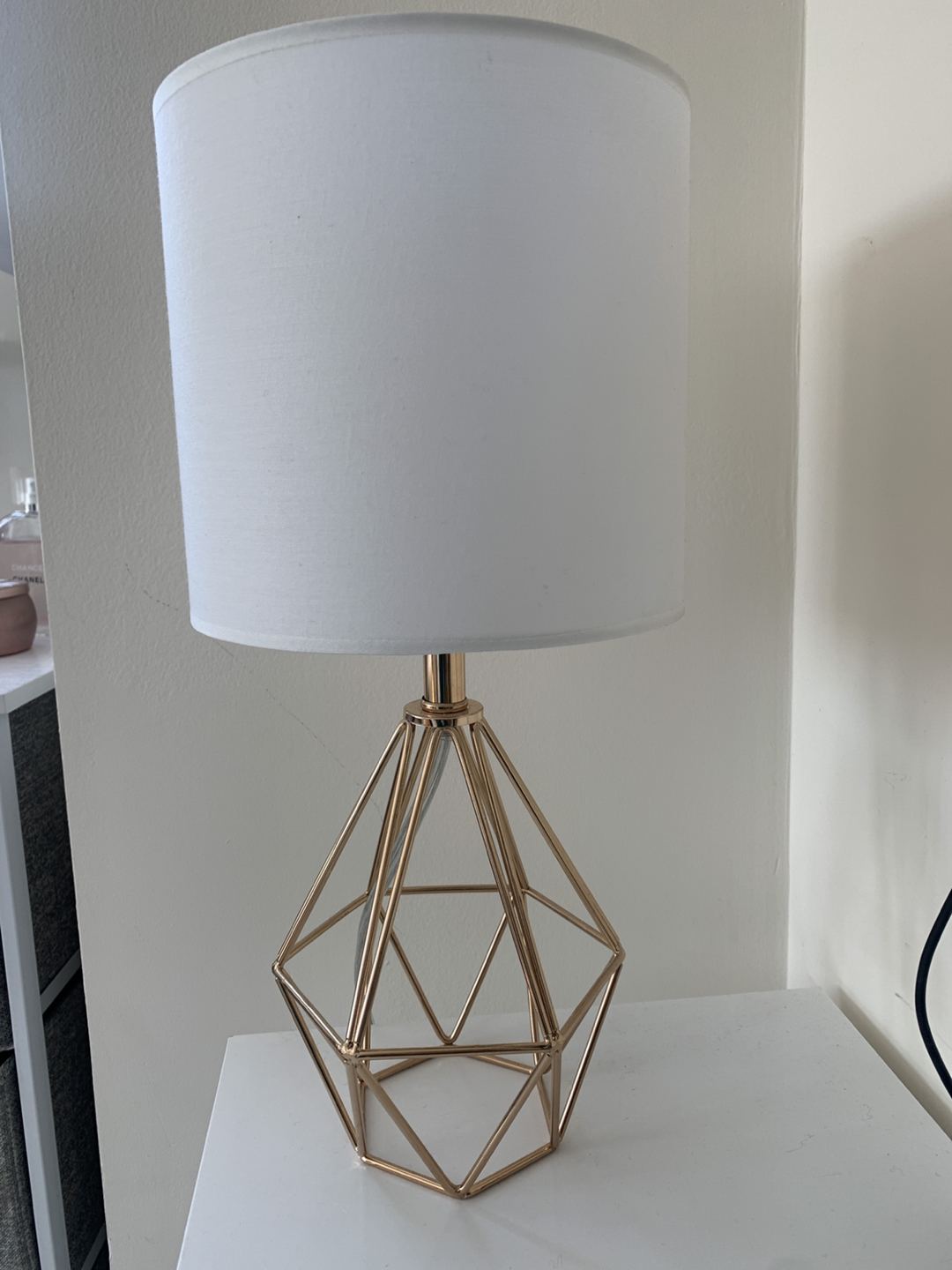 Gold geometric table lamp