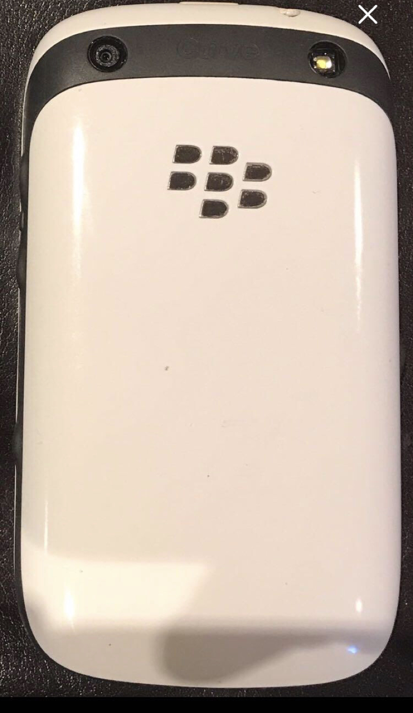Blackberry Curve  - photo 2