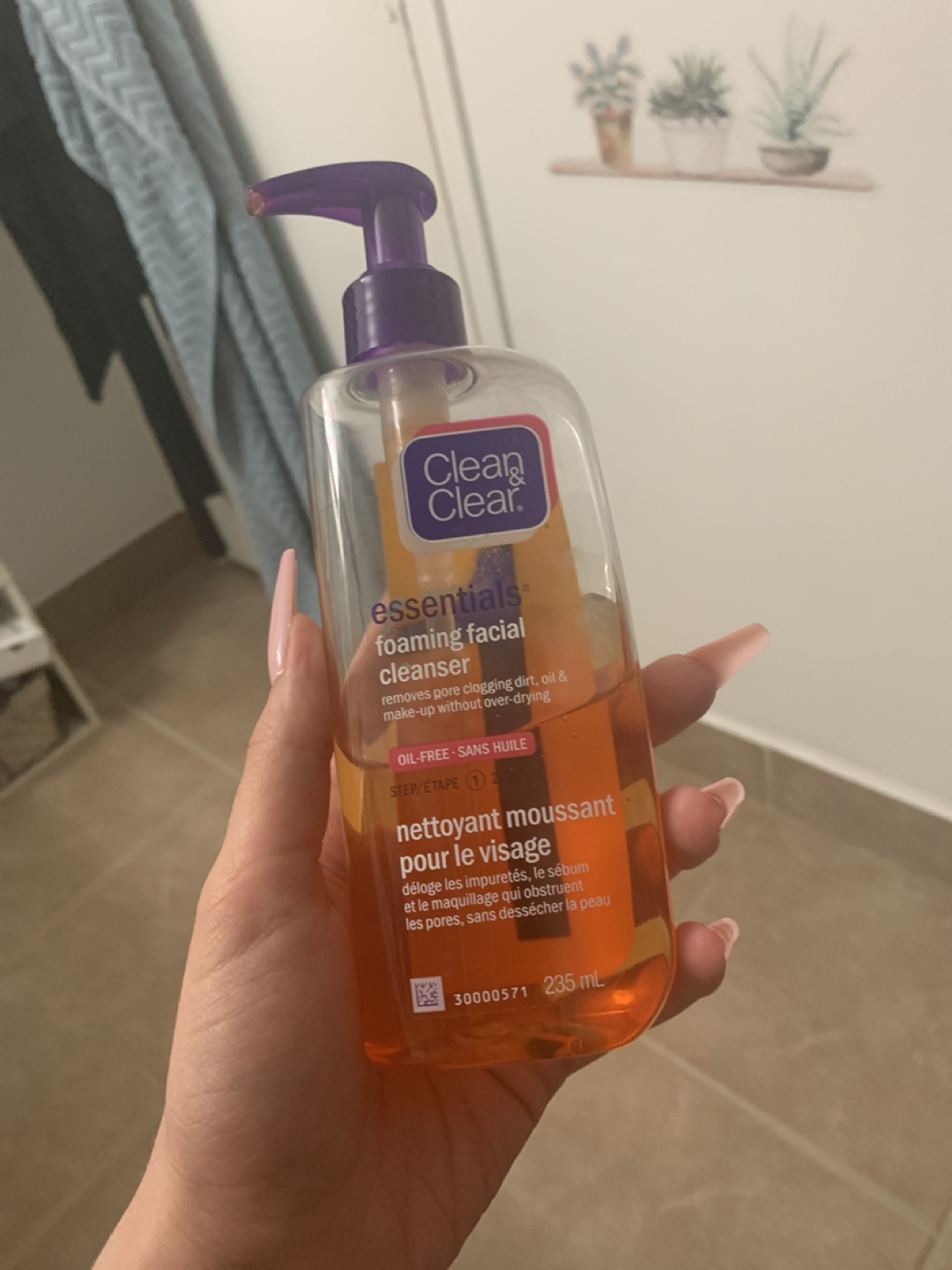 Clean and clear cleanser  thumbnail