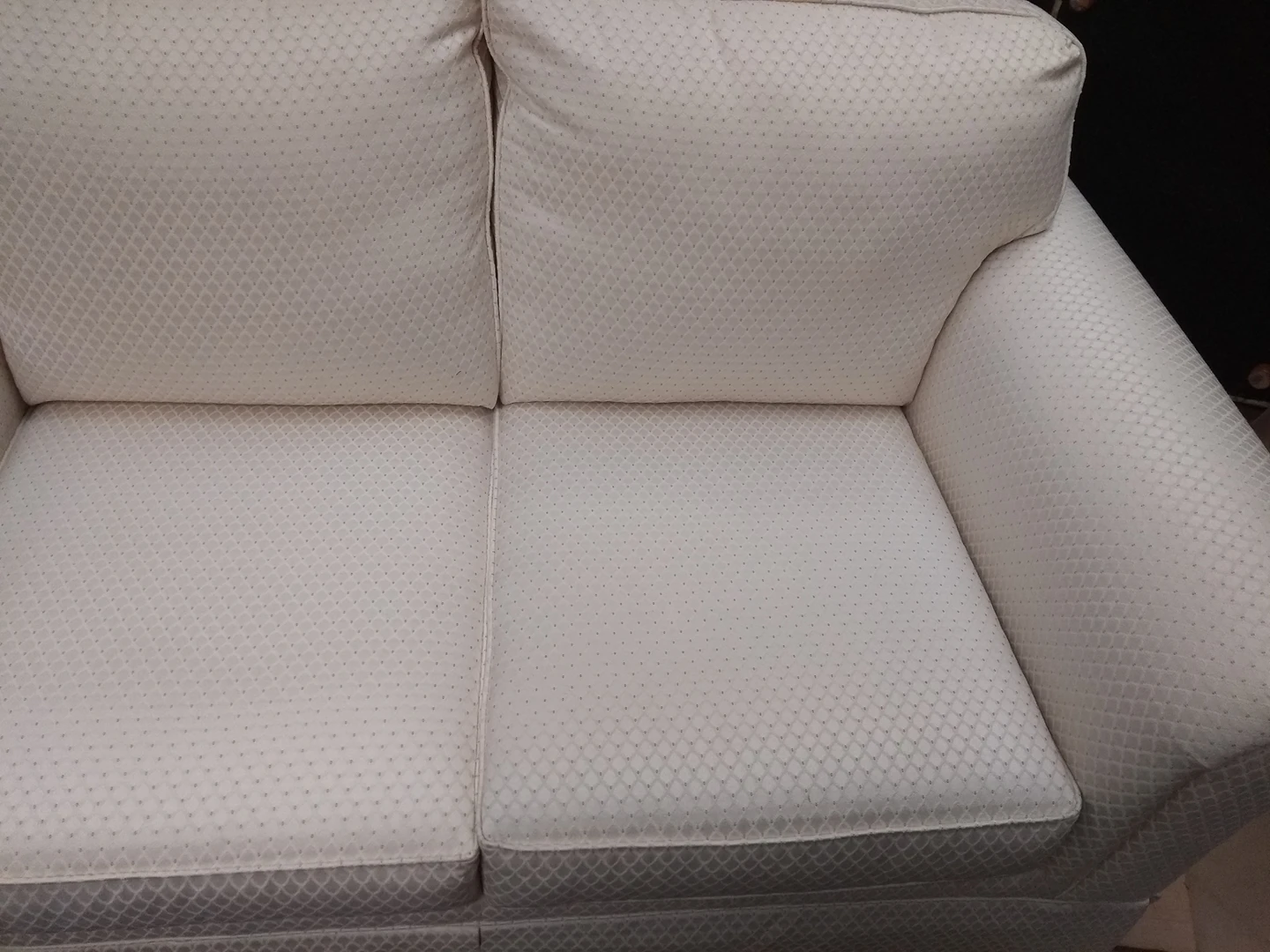 Love Seat + Free Delivery - photo 3
