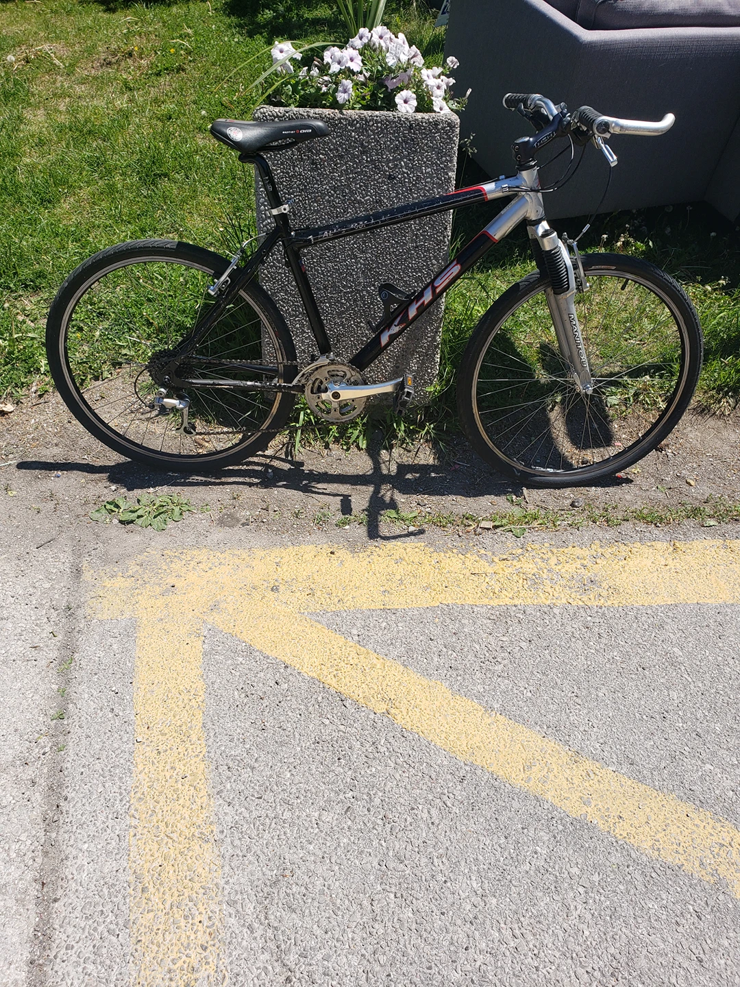 Amazing KHS ADULT ALUMINUM MOUNTAIN BIKE thumbnail