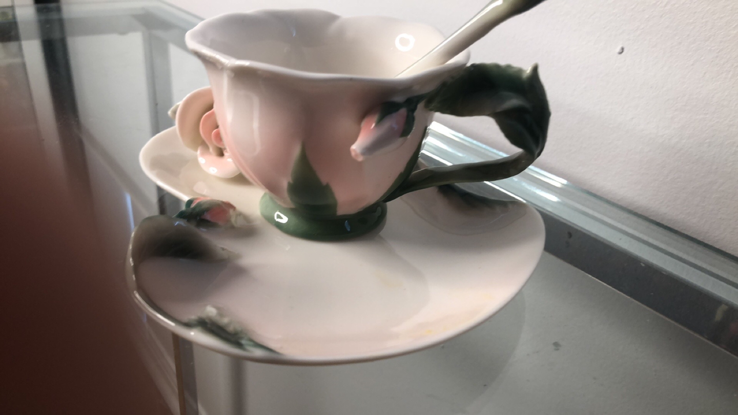 Vintage tea cup thumbnail