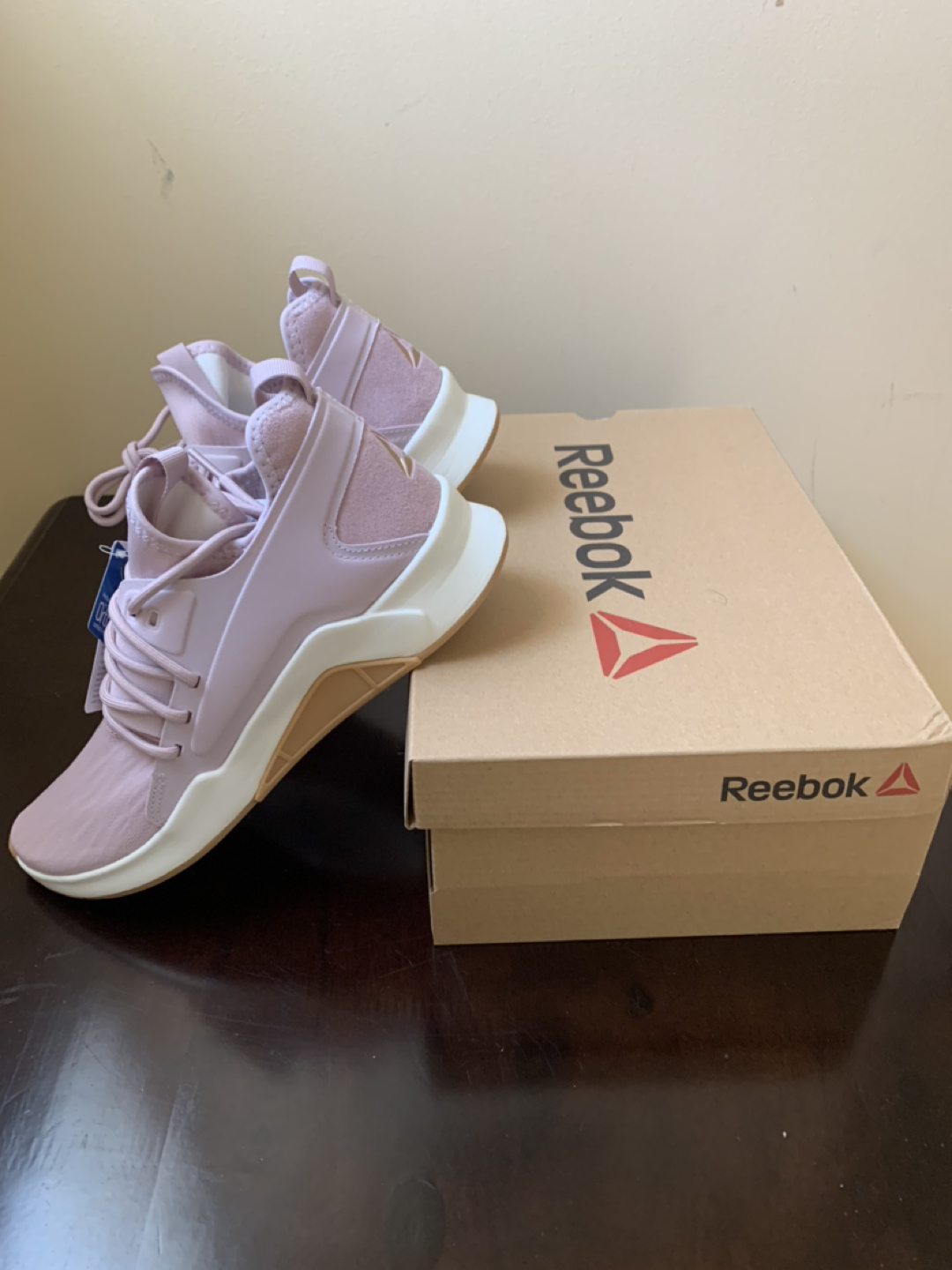 ✅ New Ladies Reebok Sneakers/Guresu 2.0- Size 7.5-PRICE DROP‼️ image indicator(2)