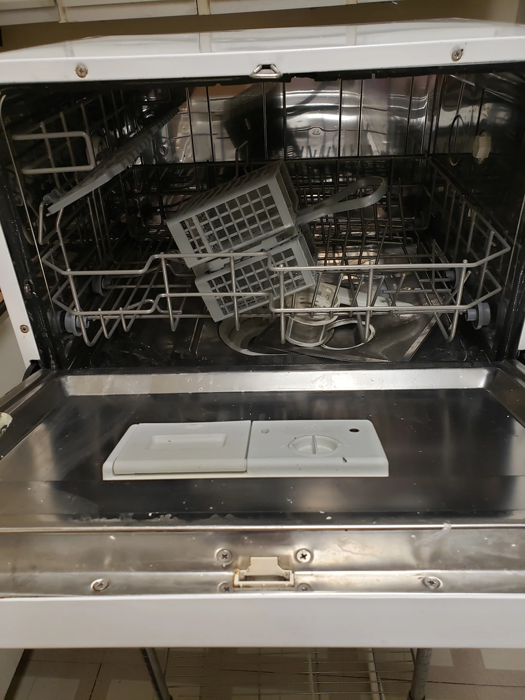 Dishwasher - photo 4