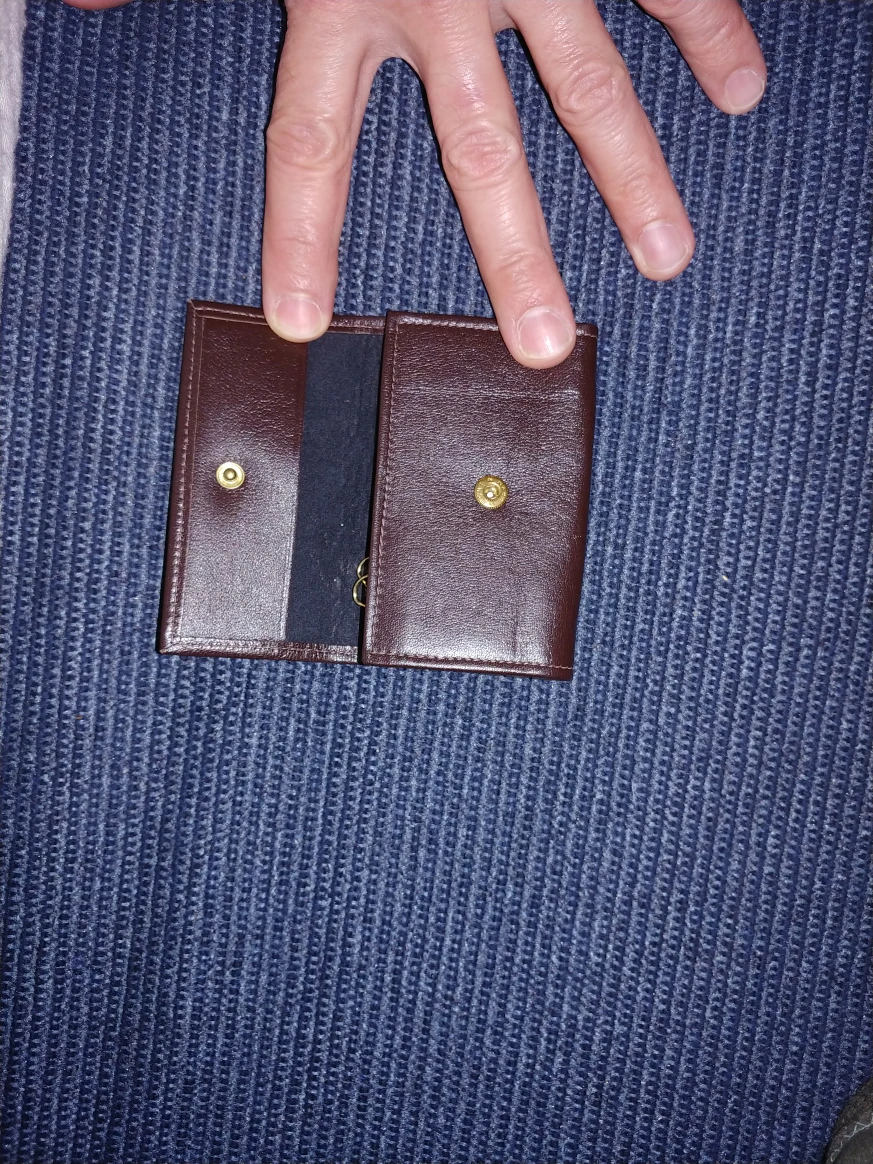 Tilley Leather Key Case License 6 Keys Real Cal - photo 3