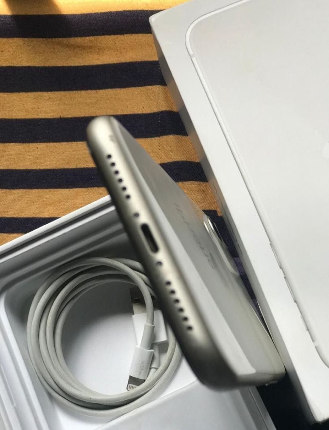 iPhone 11 64g - photo 3
