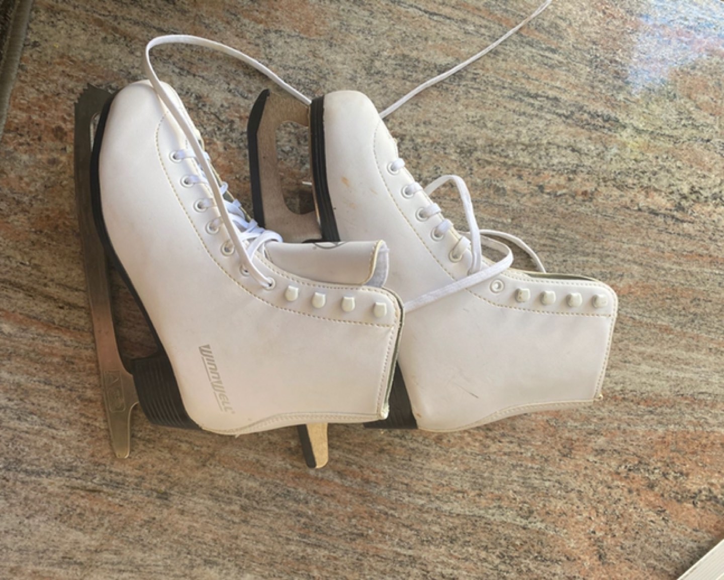 Winnwell Figure Skates  - photo 2
