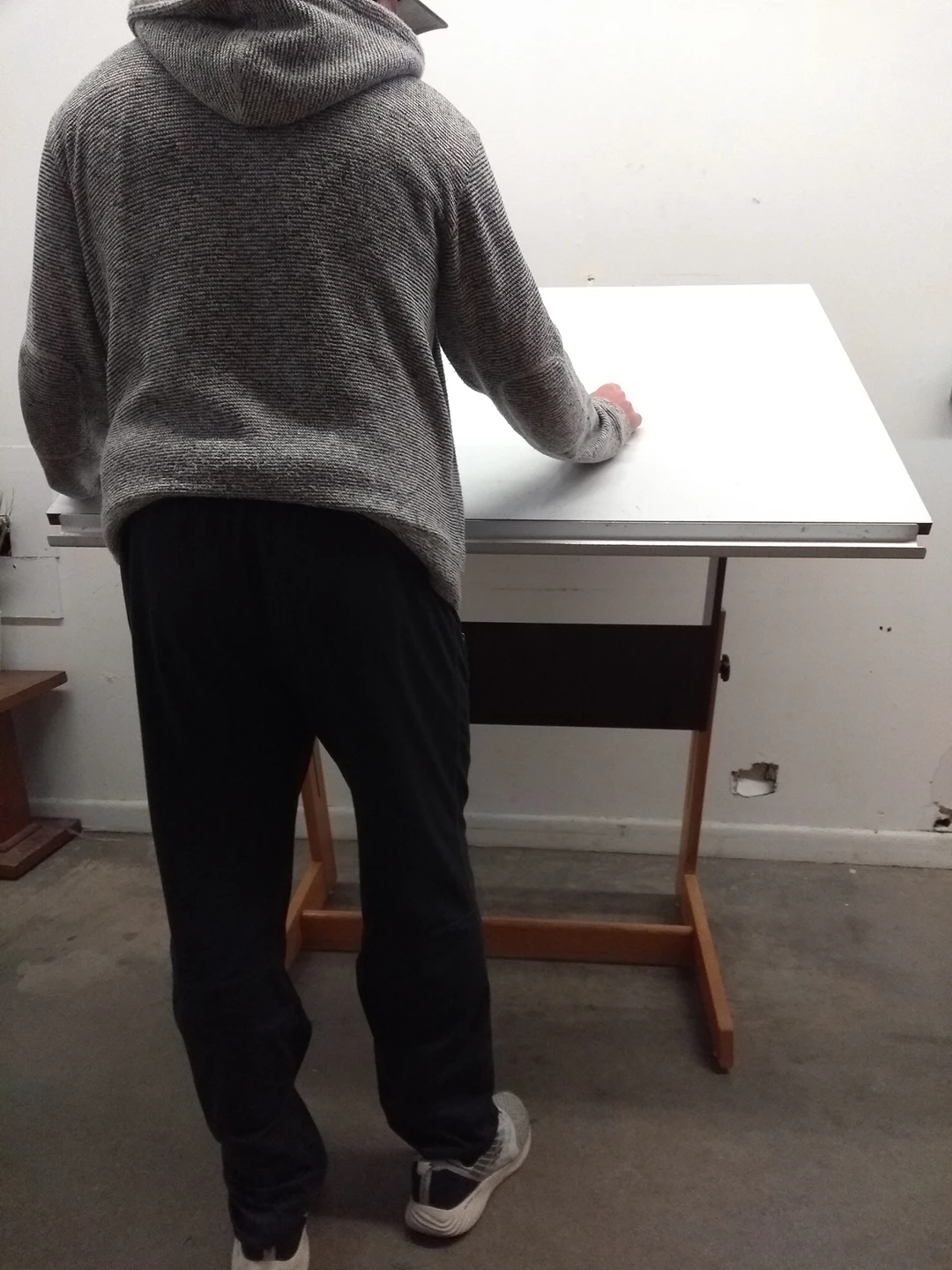 Drafting Table + Free Delivery - photo 4