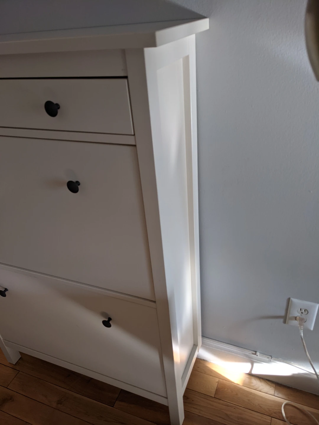 White Lacquer Shoe Cabinet - photo 5