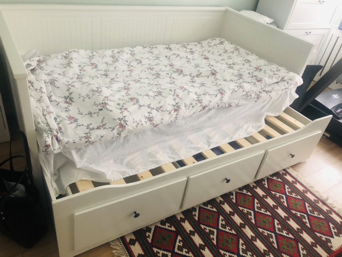 Ikea day bed  - photo 2
