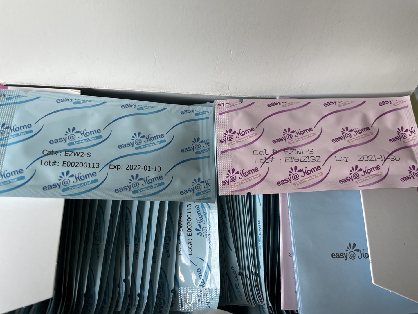Ovulation test strips  - photo 2