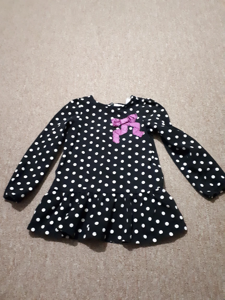 black dress thumbnail