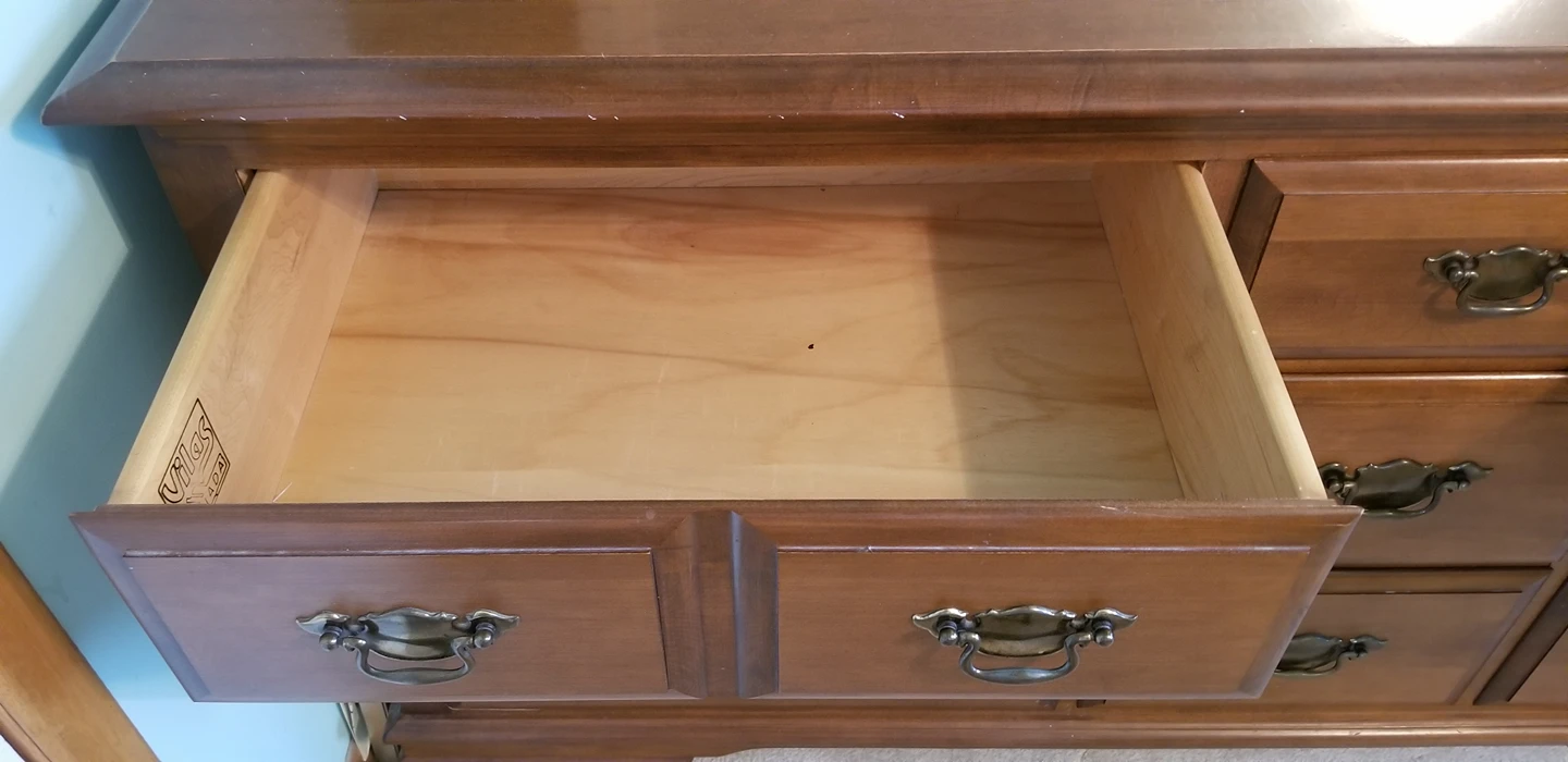 Solid Hardwood Womens Dresser - photo 4