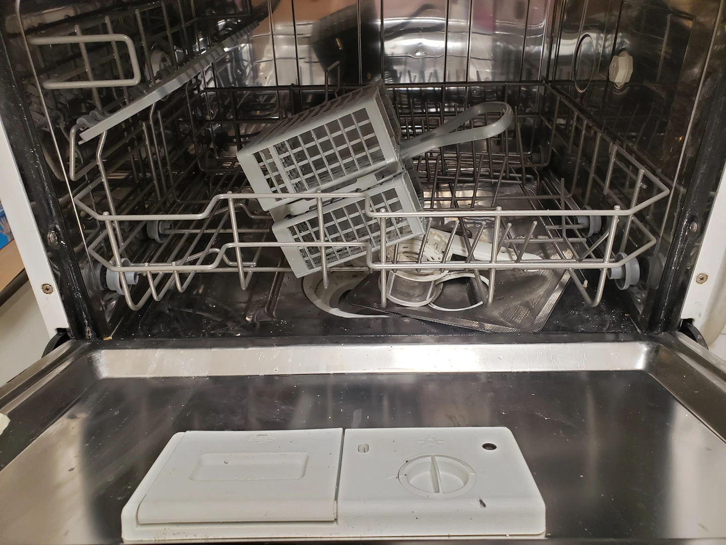Dishwasher - photo 5