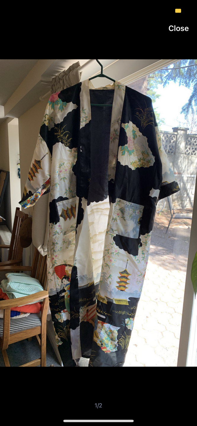 Silk kimono robe thumbnail
